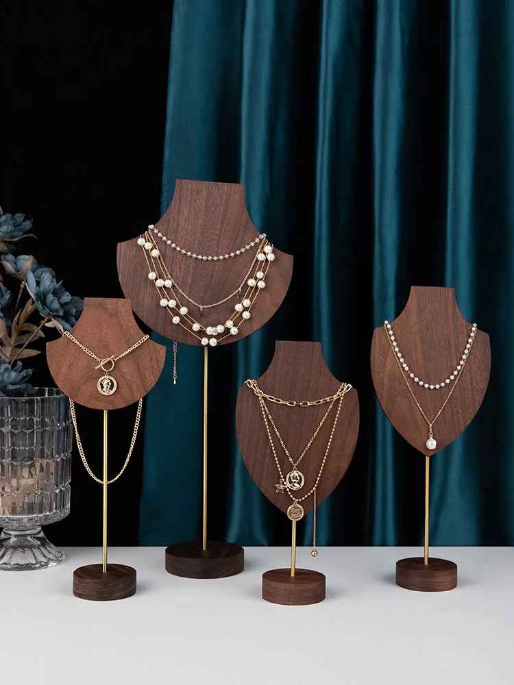 Presentoir collier buste femme bois