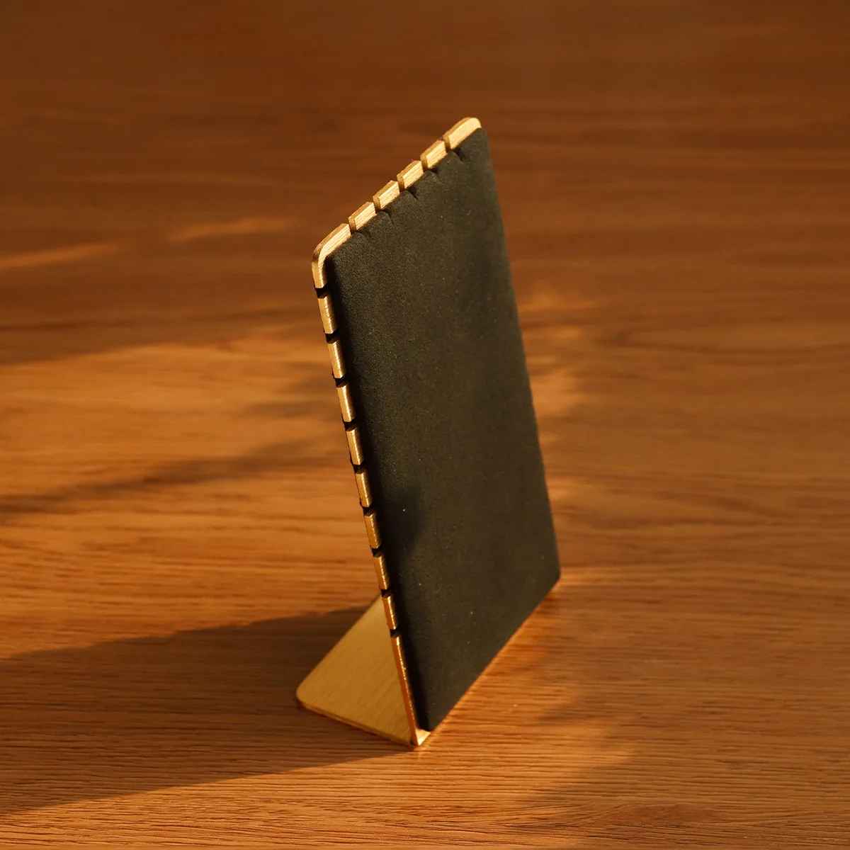 Présentoir de comptoir collier en métal velours