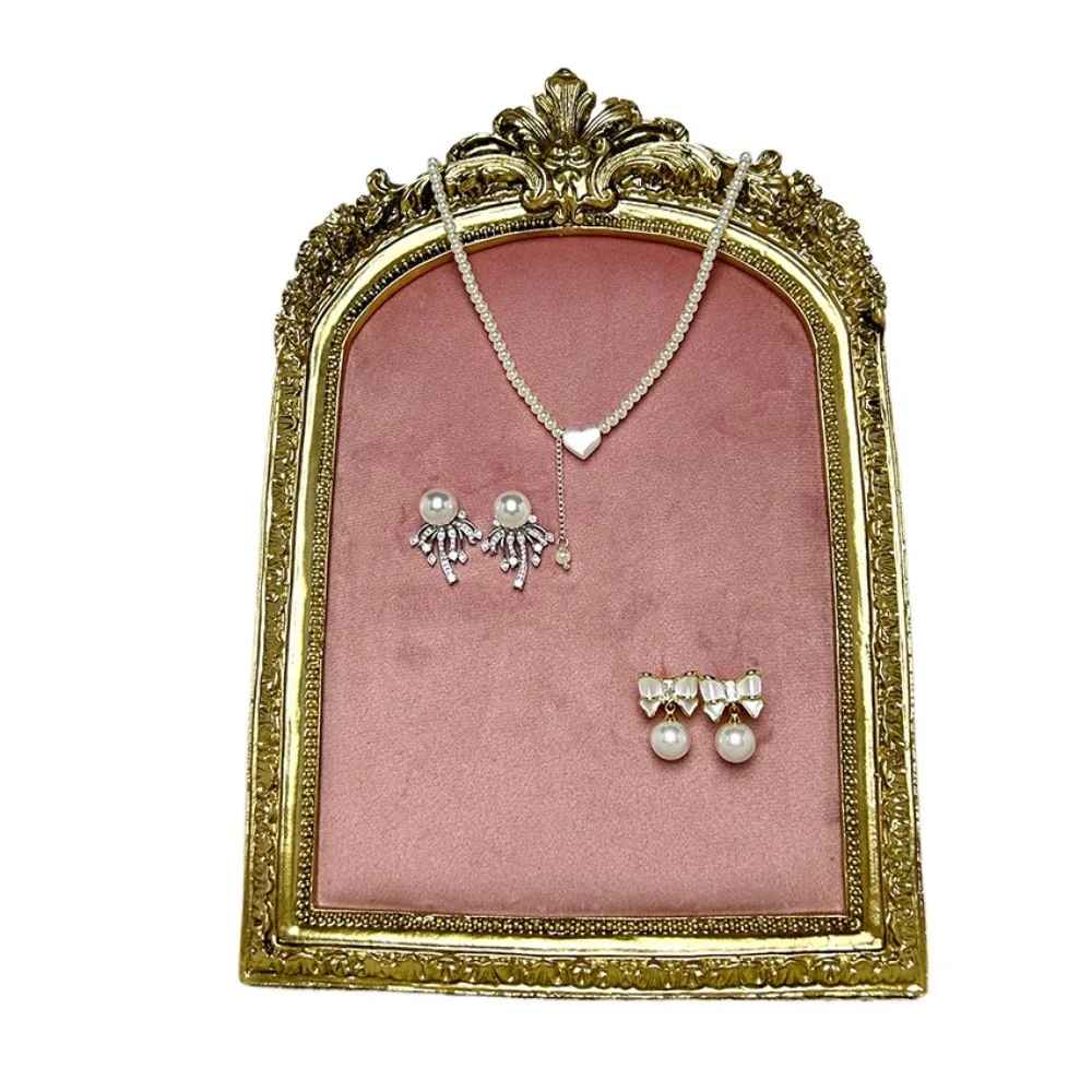 Présentoir collier ancien rose cadre doré 26.5cm