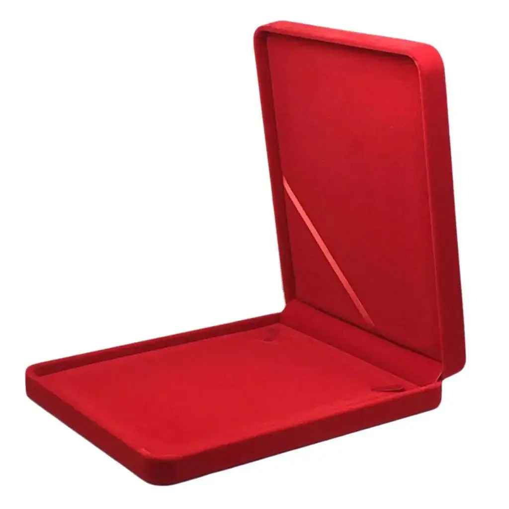 Boite cadeau collier chaine en velours