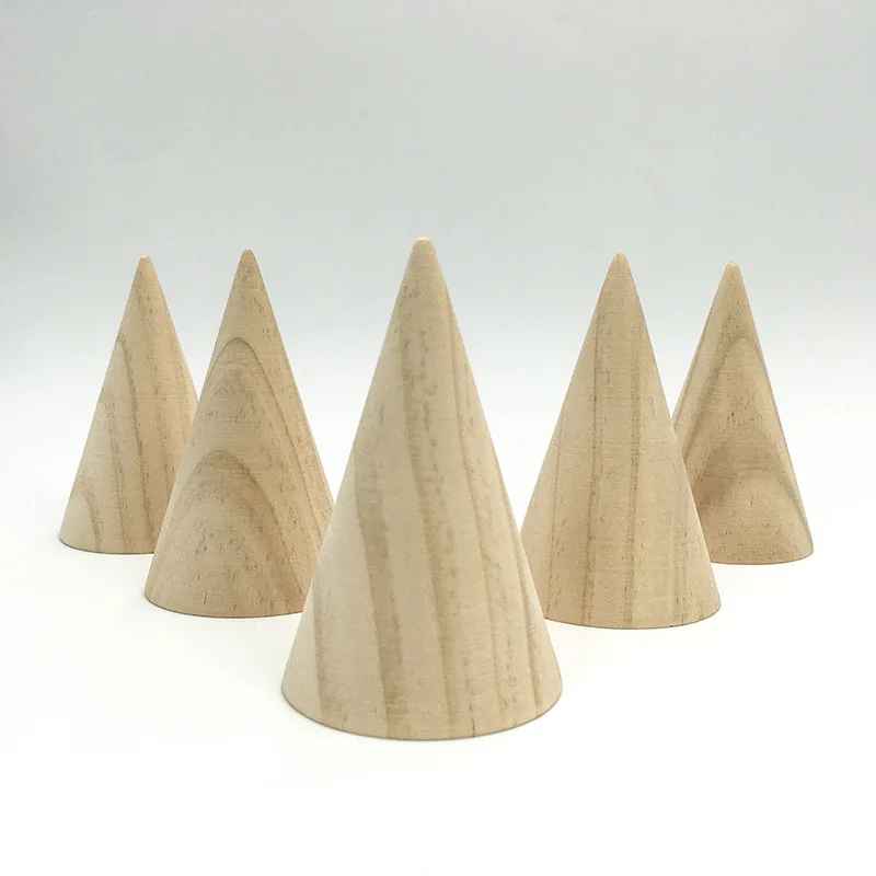 Presentoir cone bois pour bracelet montre