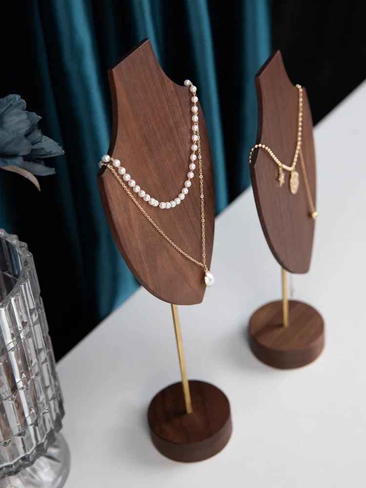 Presentoir collier buste femme bois