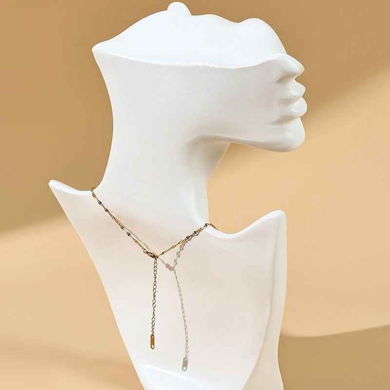 Présentoir collier buste femme blanc en résine 28cm