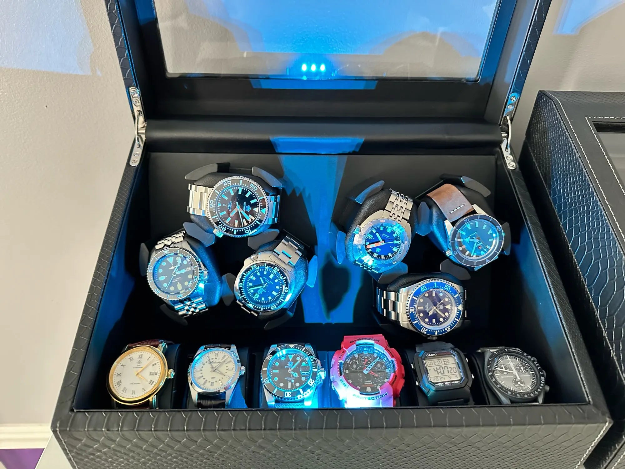 https://cdn.shopify.com/s/files/1/0793/1897/4808/files/A53974b5c40294d1f88d56b9455a82bd74_jpg.webp?v=1729438132