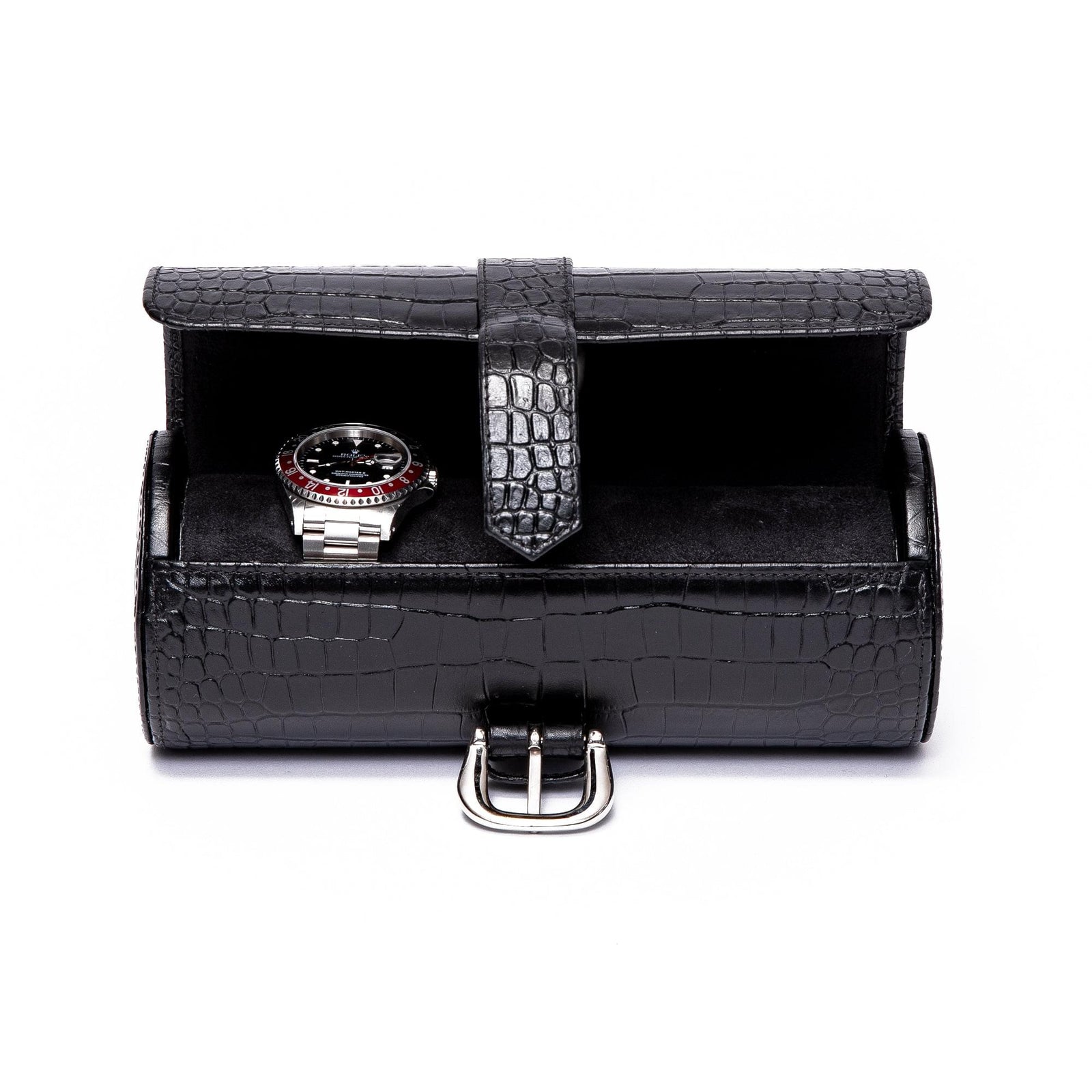 https://cdn.shopify.com/s/files/1/0793/1897/4808/files/BlackThreeWatchRollFrontOpen_2000x_211686fd-294d-4e14-8d32-86c9db43b7e0.jpg?v=1722188979