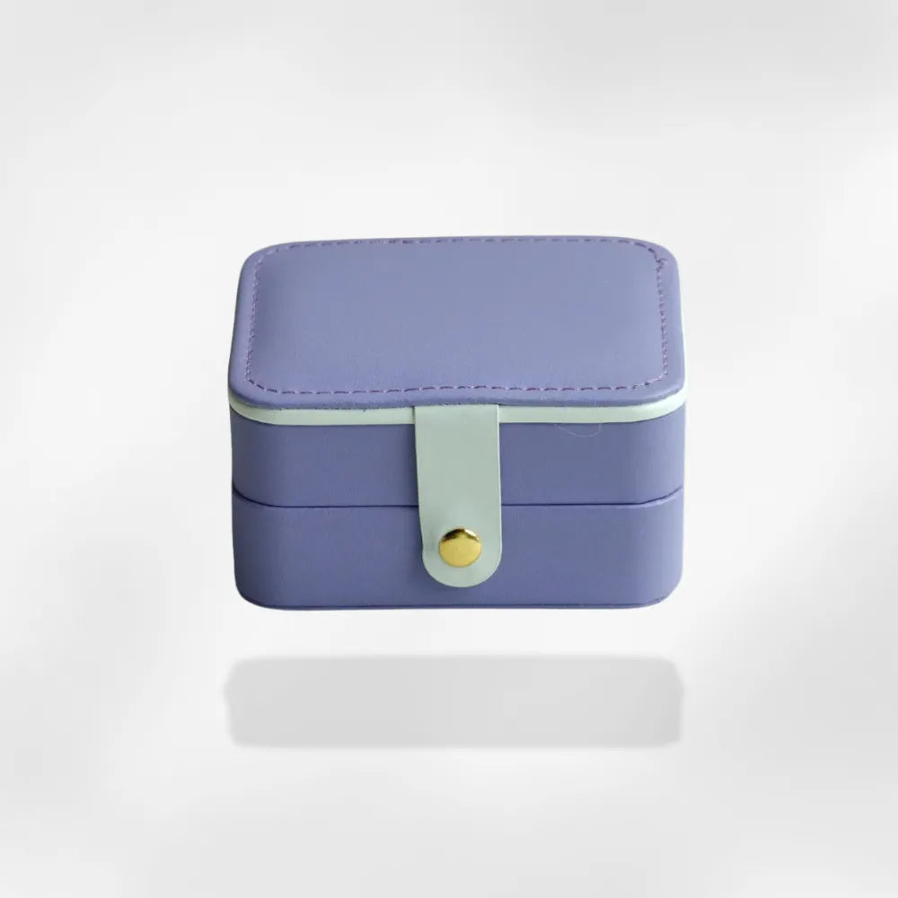 https://cdn.shopify.com/s/files/1/0889/8084/8989/files/Bo_te_Bijoux_Petite_Fille_RoyalCoffer_134.webp?v=1755704118