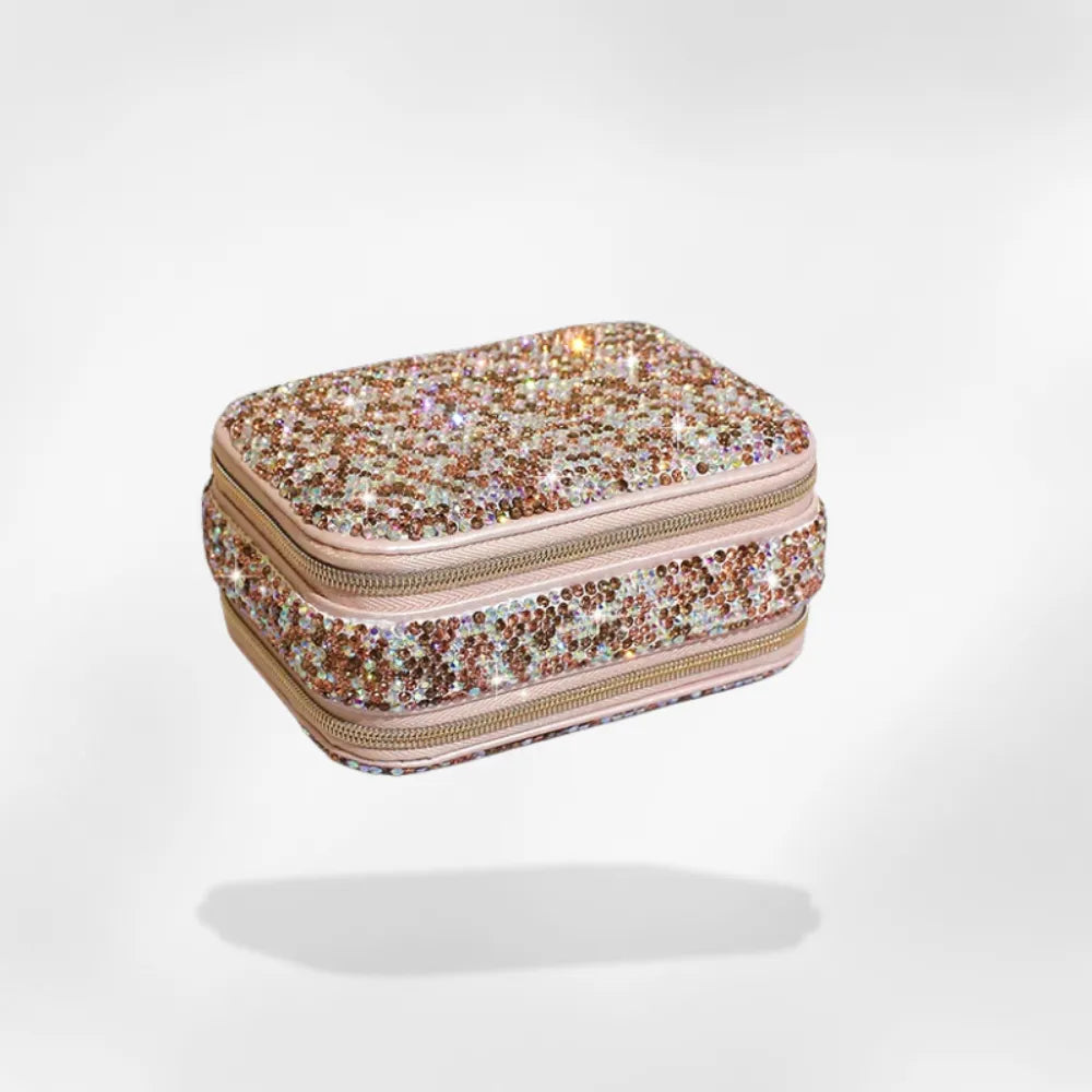 https://cdn.shopify.com/s/files/1/0889/8084/8989/files/Bo_te_Bijoux_Strass_RoyalCoffer_12456.webp?v=1755092490