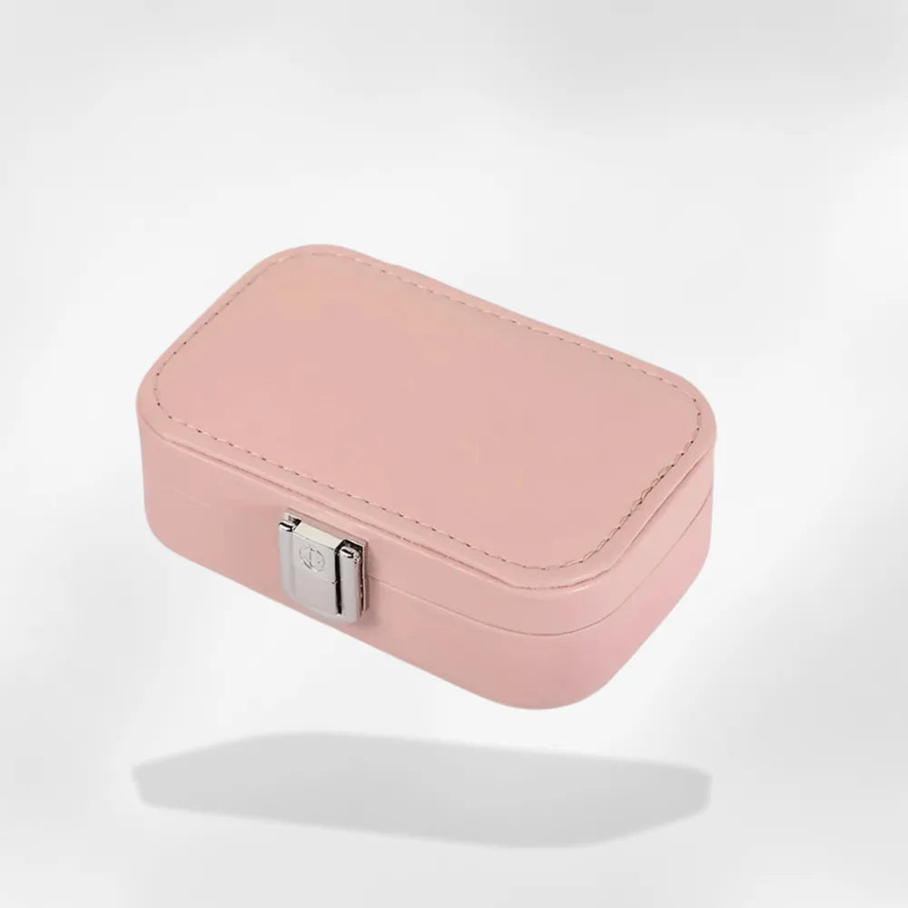 https://cdn.shopify.com/s/files/1/0889/8084/8989/files/Bo_te_bijoux_Enfant_Fille_RoyalCoffer_5.webp?v=1758725144