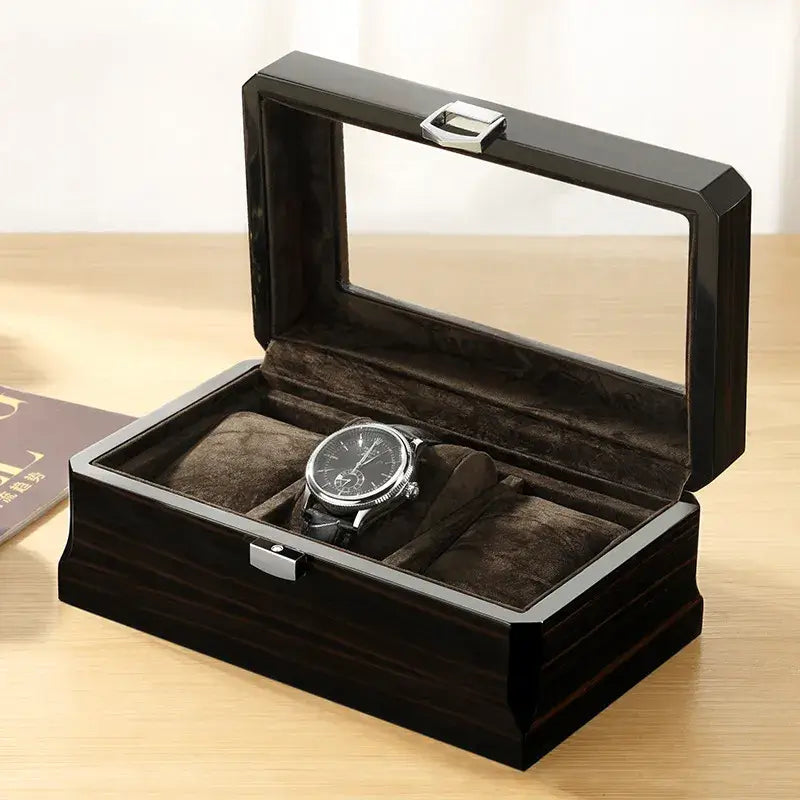 https://cdn.shopify.com/s/files/1/0793/1897/4808/files/Boite-3-Montres.webp?v=1699698417