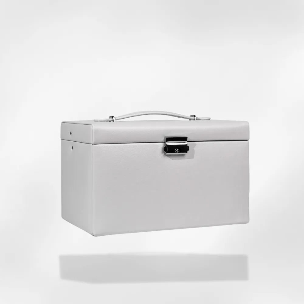 https://cdn.shopify.com/s/files/1/0889/8084/8989/files/Coffret_Bijoux_en_cuir2595.webp?v=1770149602