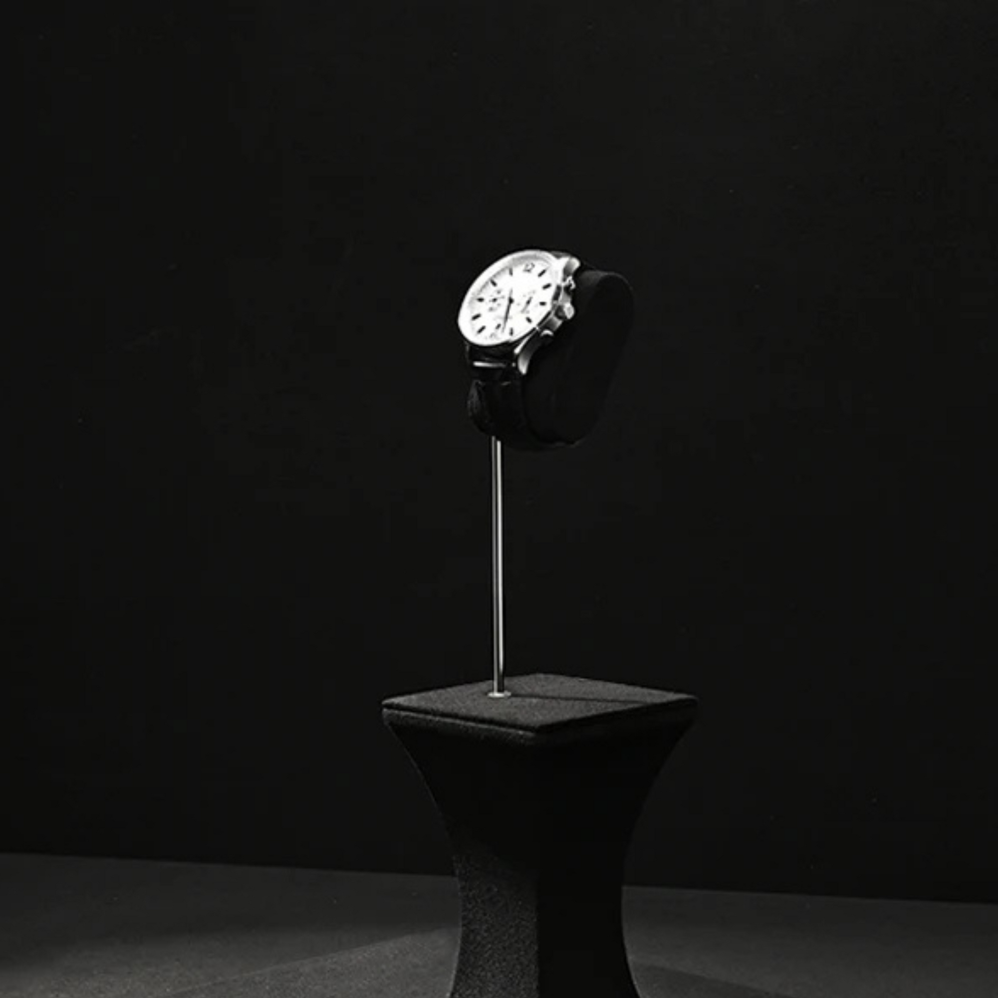 Présentoir Montre Velours Métal Brossé Vitrine