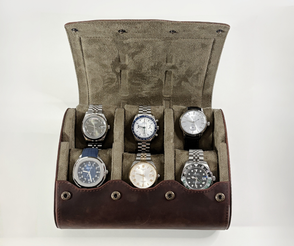https://cdn.shopify.com/s/files/1/0774/4372/7708/files/Etui_Cuir_Tradition_serie_6_-_4.png?v=1771350605