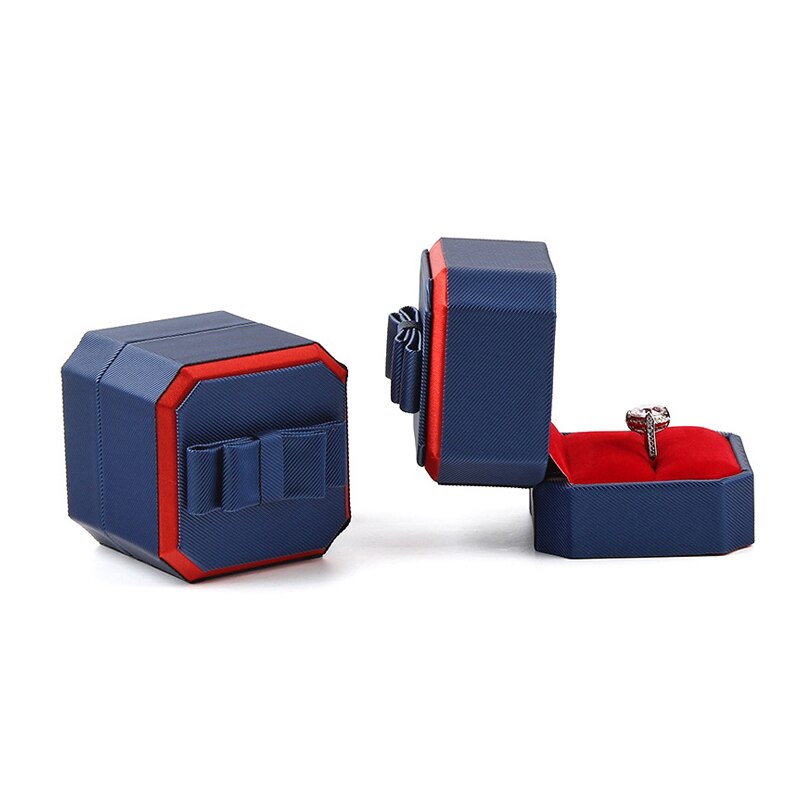 Boîte Bague Velours Bleu Rouge Cadeau