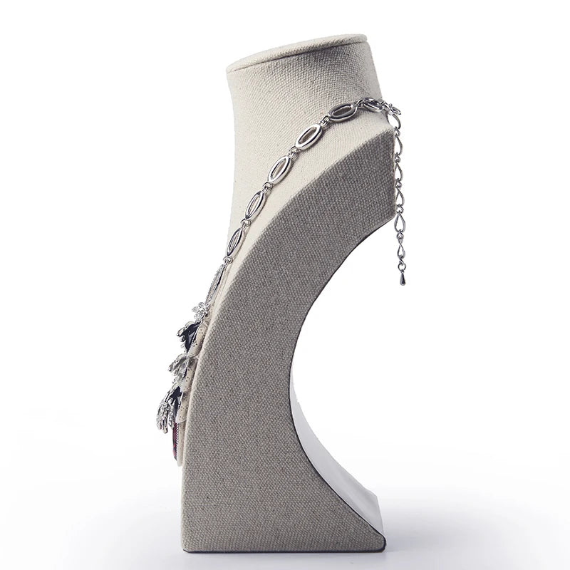 Buste Collier Coton Beige Mannequin Vitrine