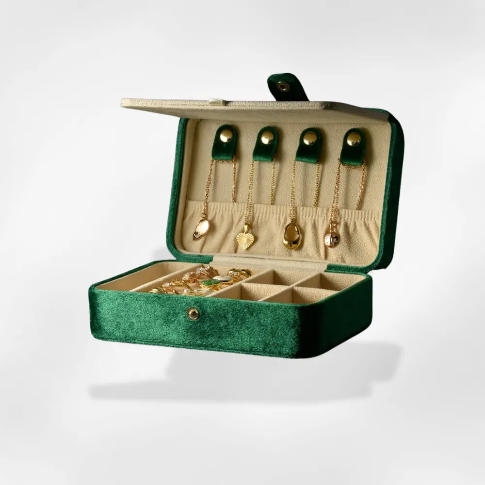 https://cdn.shopify.com/s/files/1/0889/8084/8989/files/Petite_Bo_te_Transport_Bijoux.webp?v=1754920820