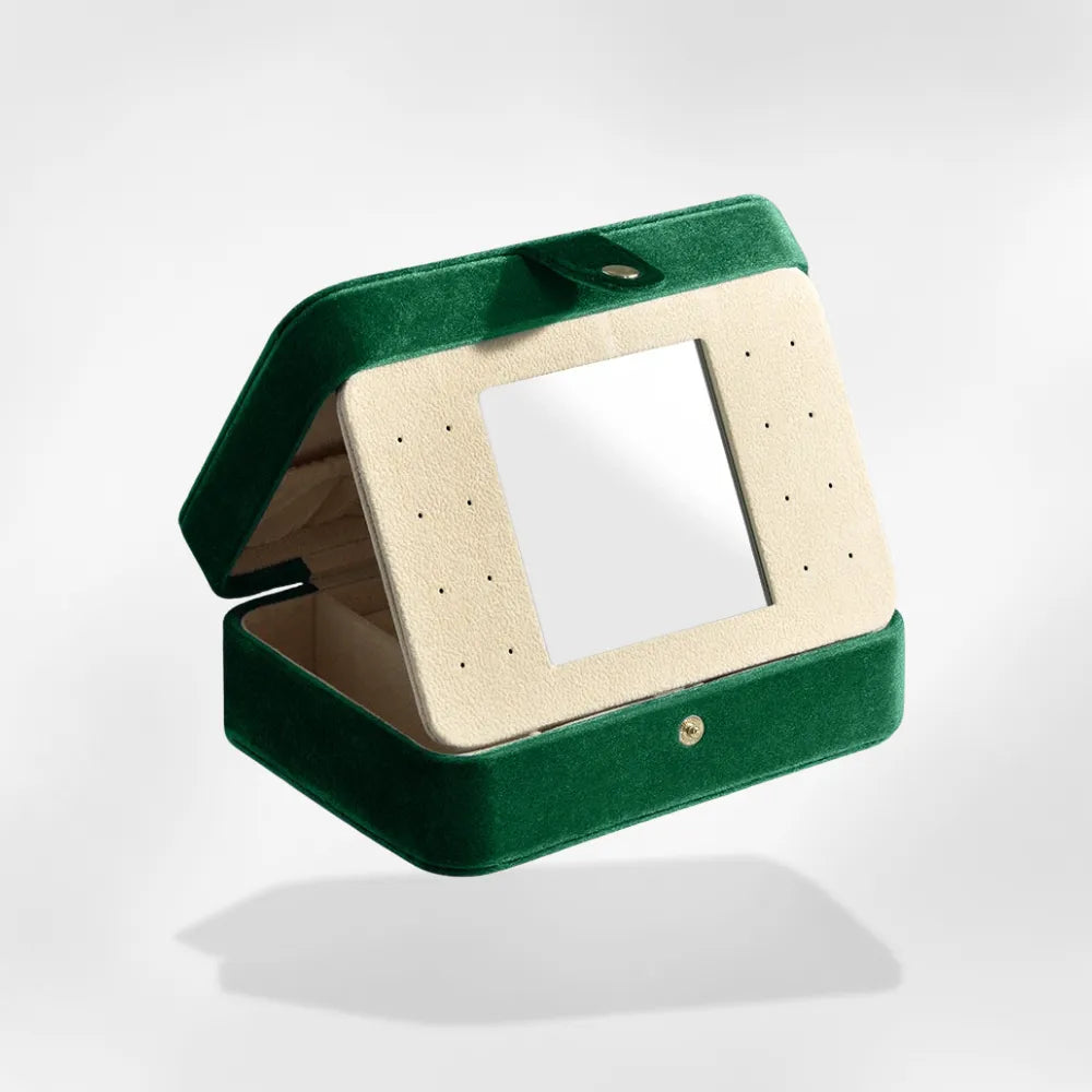https://cdn.shopify.com/s/files/1/0889/8084/8989/files/Petite_Bo_te_Transport_Bijoux_vert.webp?v=1754921883
