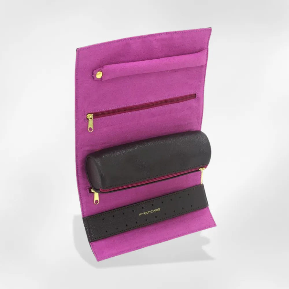 https://cdn.shopify.com/s/files/1/0889/8084/8989/files/Pochette_Bijoux_Voyage_Cuir_RoyalCoffer_6.webp?v=1751667956