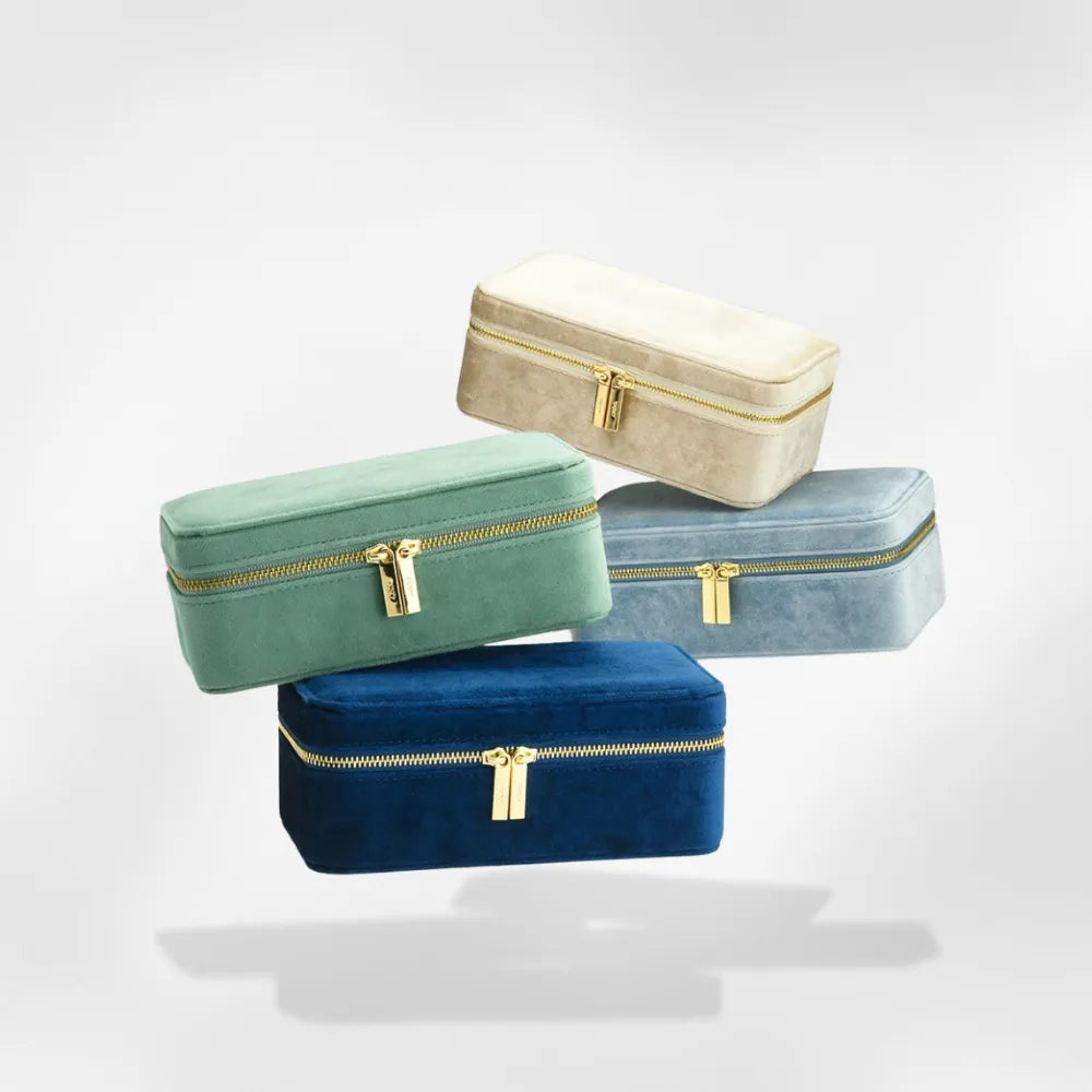 https://cdn.shopify.com/s/files/1/0889/8084/8989/files/Rangement_Bijoux_Portable_RoyalCoffer.webp?v=1753971090