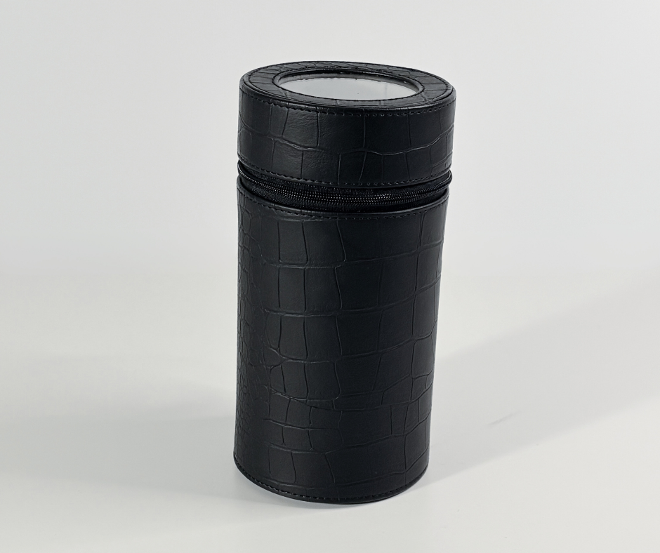 https://cdn.shopify.com/s/files/1/0774/4372/7708/files/Remontoir_portable_-_5.png?v=1771350821