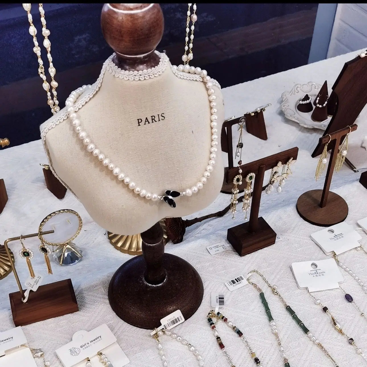 Présentoir Collier Bois Massif Vintage Vitrine