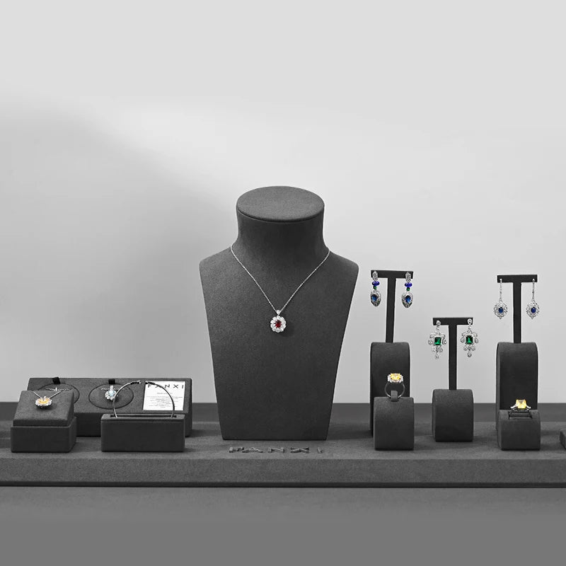 Présentoir Bijoux Velours Gris Boutique