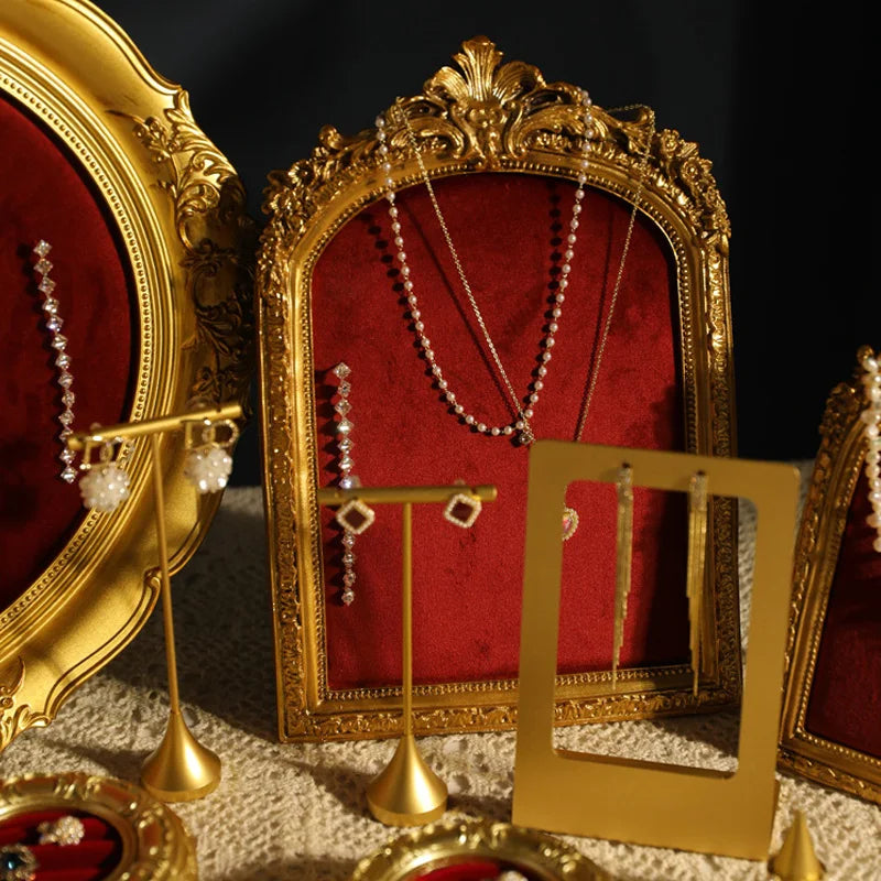 Présentoir Bijoux Velours Rouge et Doré