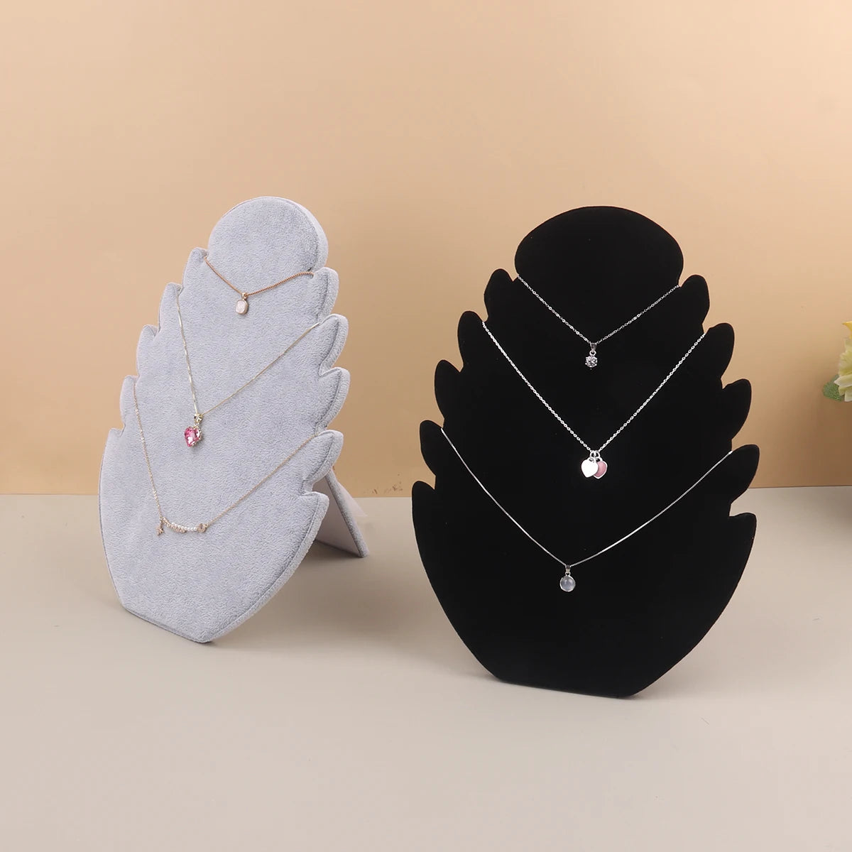 Présentoir Collier Velours Feuille Plat