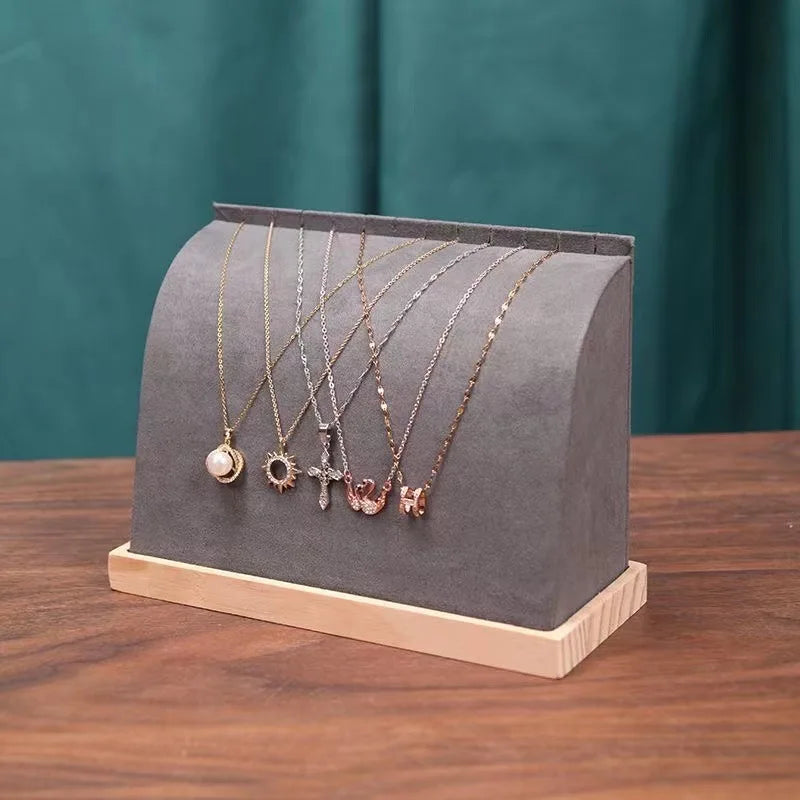 Buste Collier Bois Massif Ras du Cou