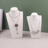 Buste Collier Coton Lin Beige Pendentif