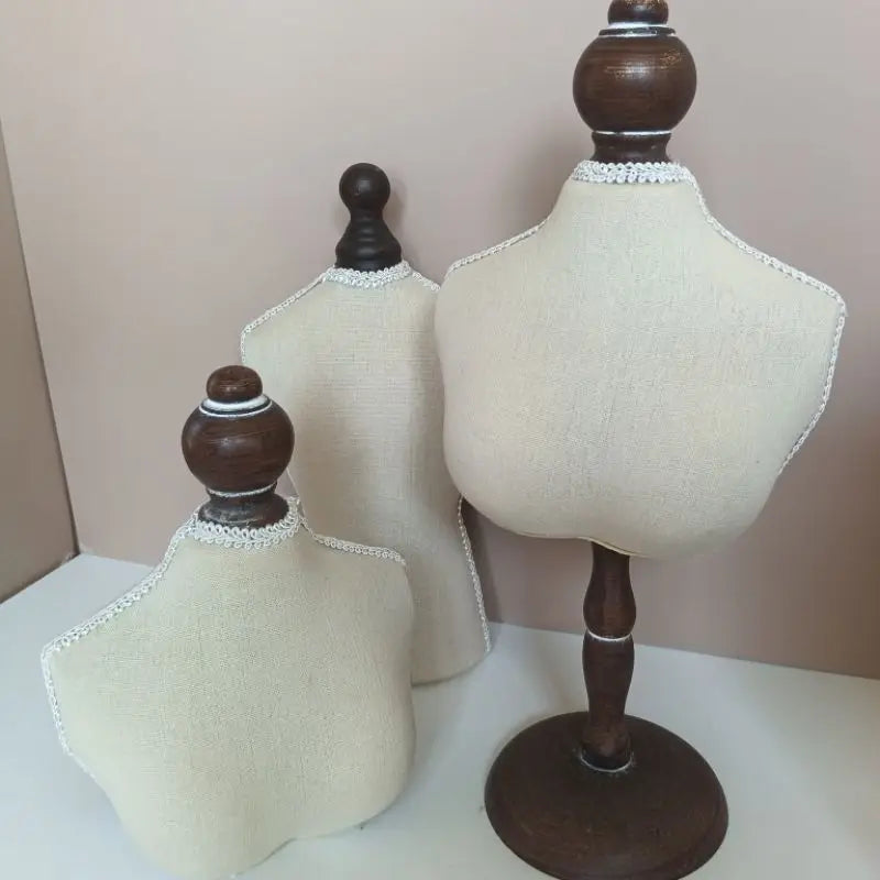 Présentoir Collier Buste Bois Bambou Élégant