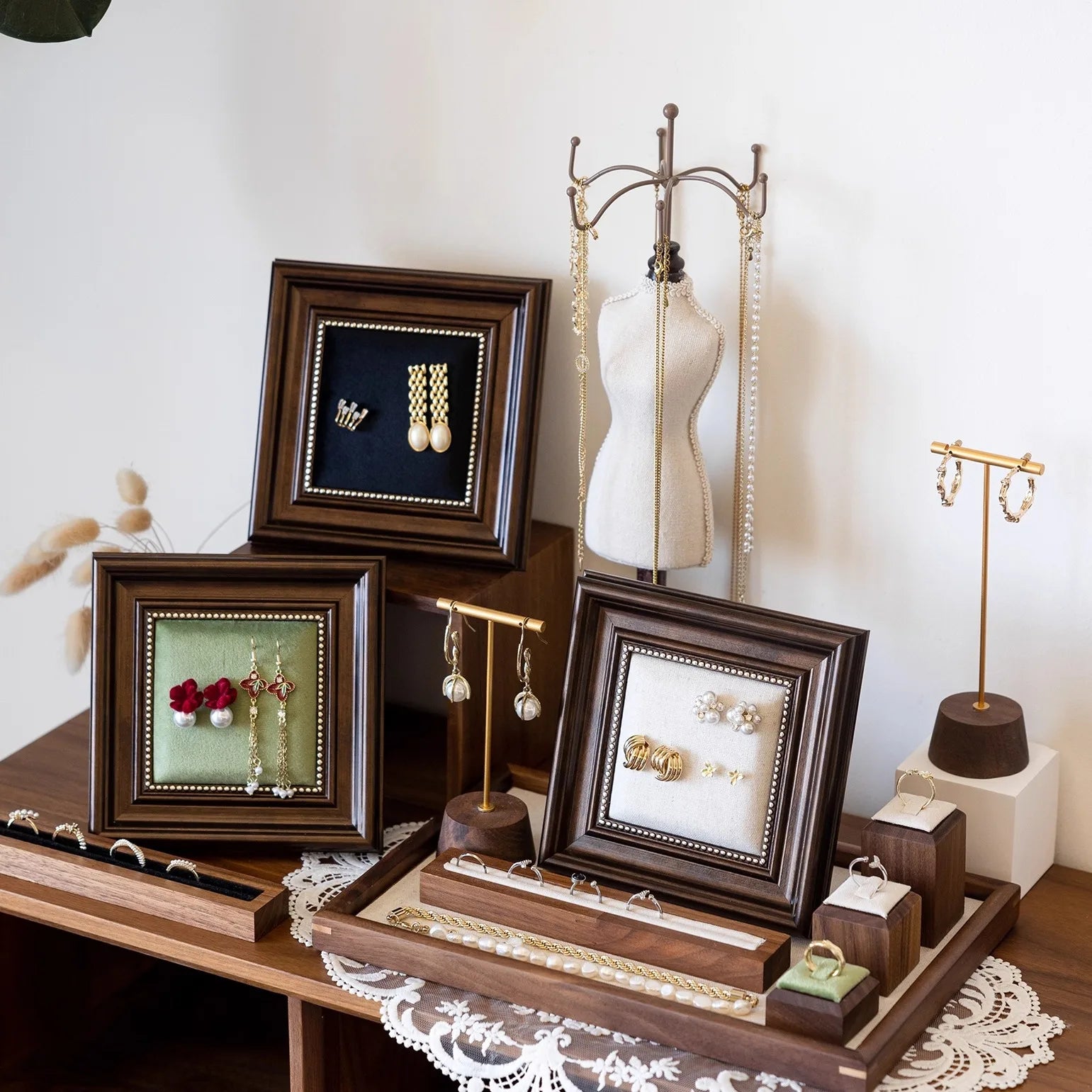 Cadre Présentoir Boucles d'Oreilles Bois Design Nordique