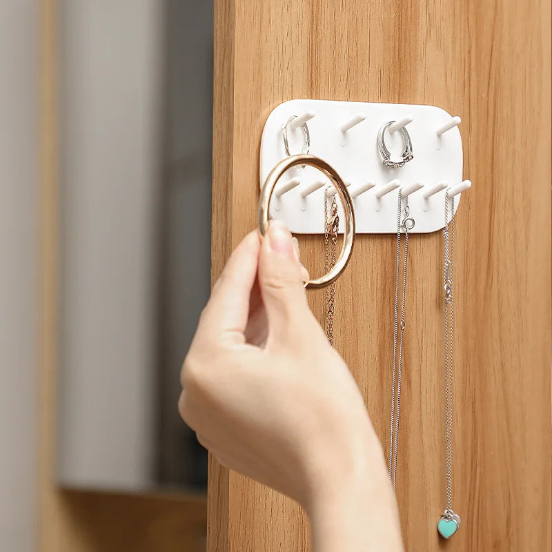Présentoir Collier Mural Plastique Rigide Blanc