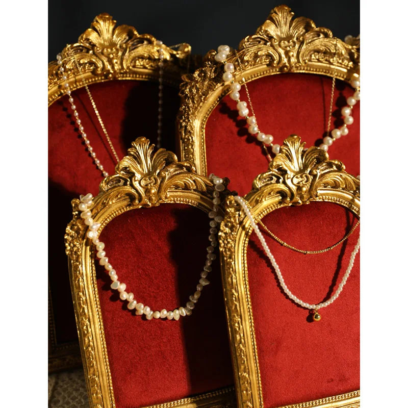 Présentoir Bijoux Velours Rouge et Doré