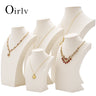 Buste Collier Coton Beige Texturé Vitrine
