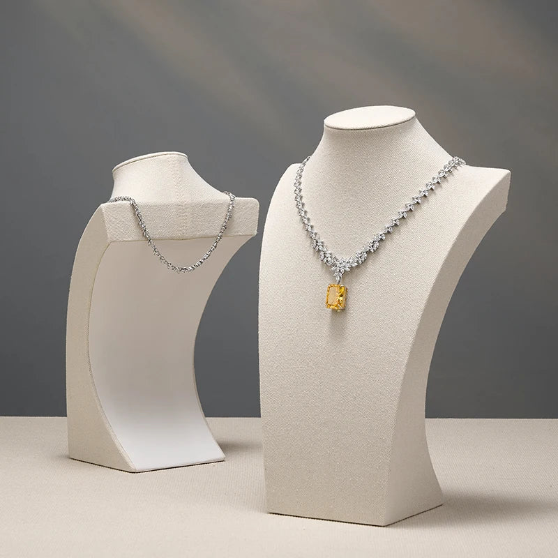 Buste Collier Coton Lin Hauteur Variable