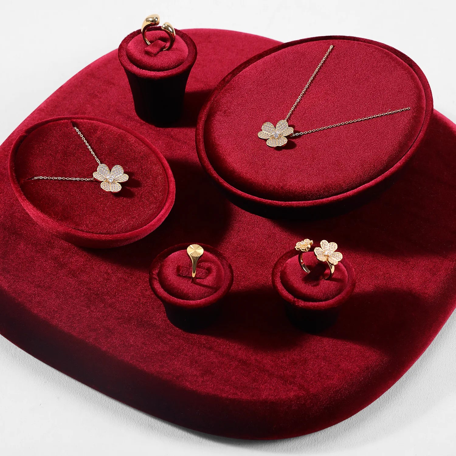 Ensemble Présentoirs Bijoux Velours Vitrine Complète