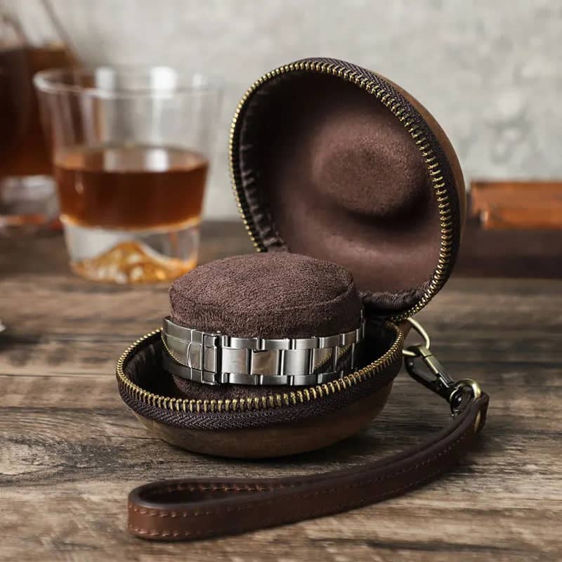 Étui Montre Cuir Marron Équestre Voyage