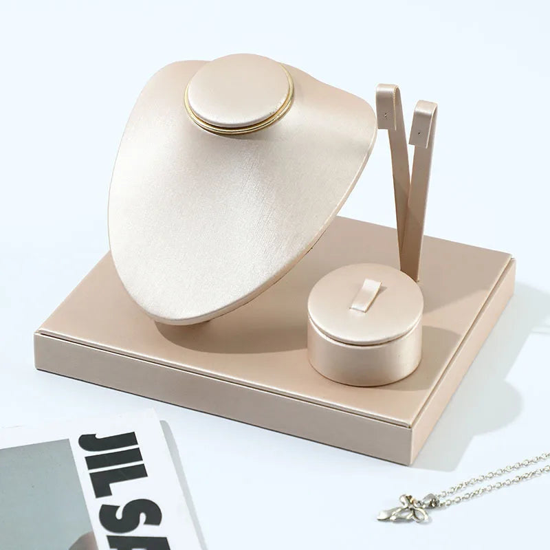 Présentoir Bijoux Cuir Bois Comptoir
