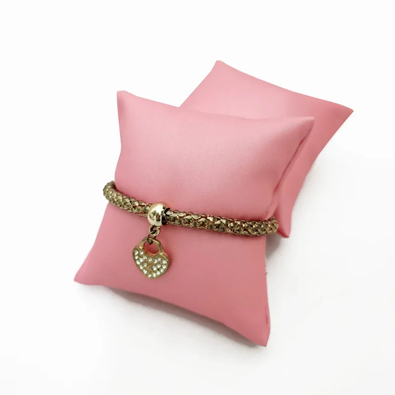 Coussin Présentoir Cuir Rose Montre Bracelet