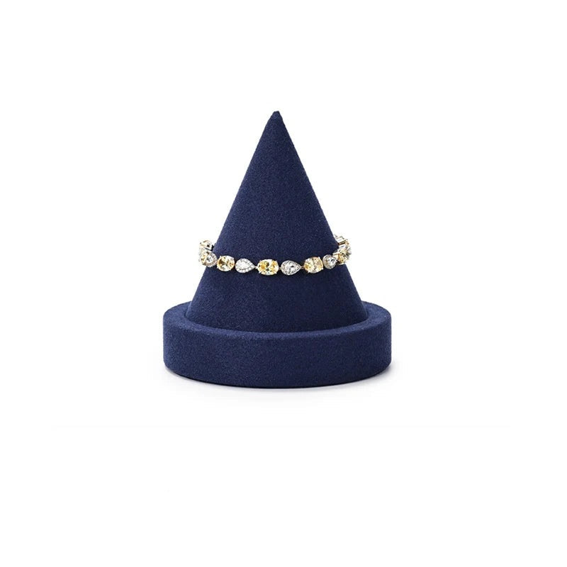 Présentoir bracelet cône – cône bleu marine avec bracelet de pierres jaunes