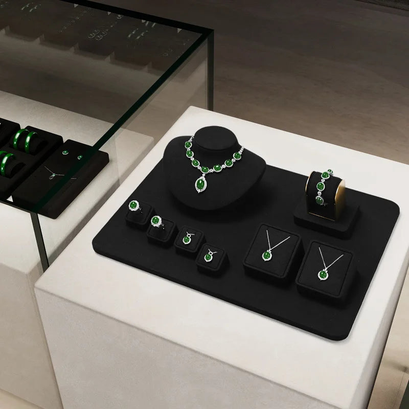 Présentoir Bijoux Velours Noir Buste Modulable