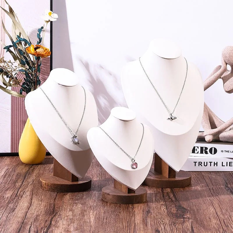 Buste Bijoux Velours Cuir Mannequin