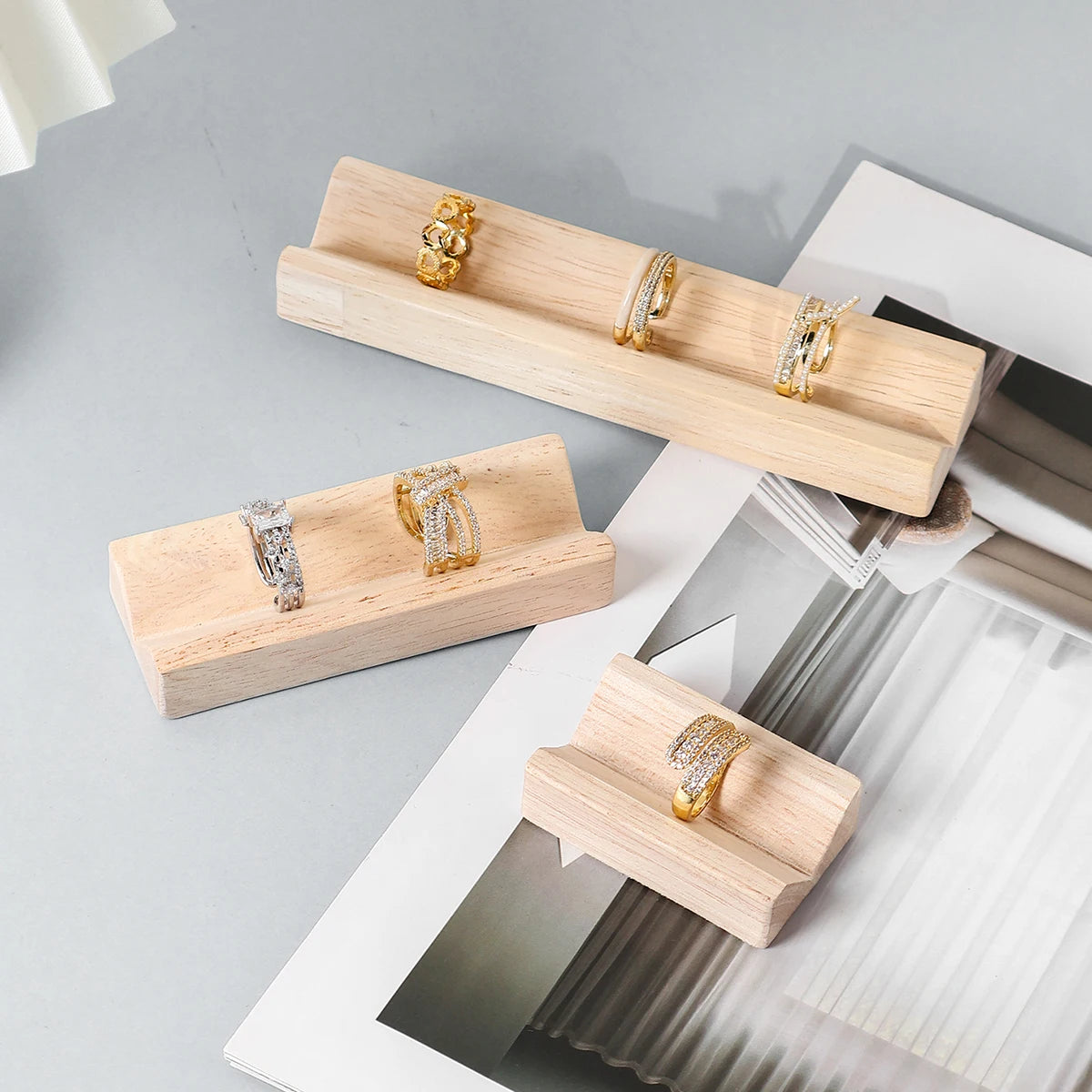 Presentoir Bague Bois Fente V Comptoir