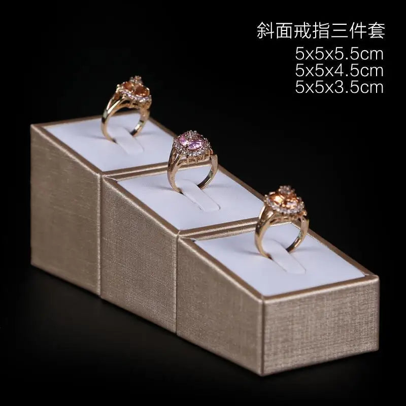 Présentoir Bijoux Cuir Blanc Vitrine Boucles