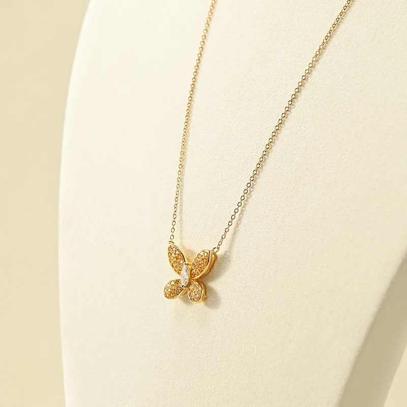 Buste Collier Cuir Poitrine Portrait Premium