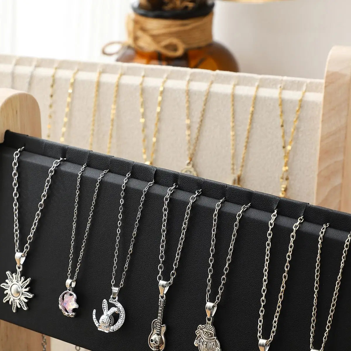 Présentoir Collier Bois Simili Cuir 2 Étages
