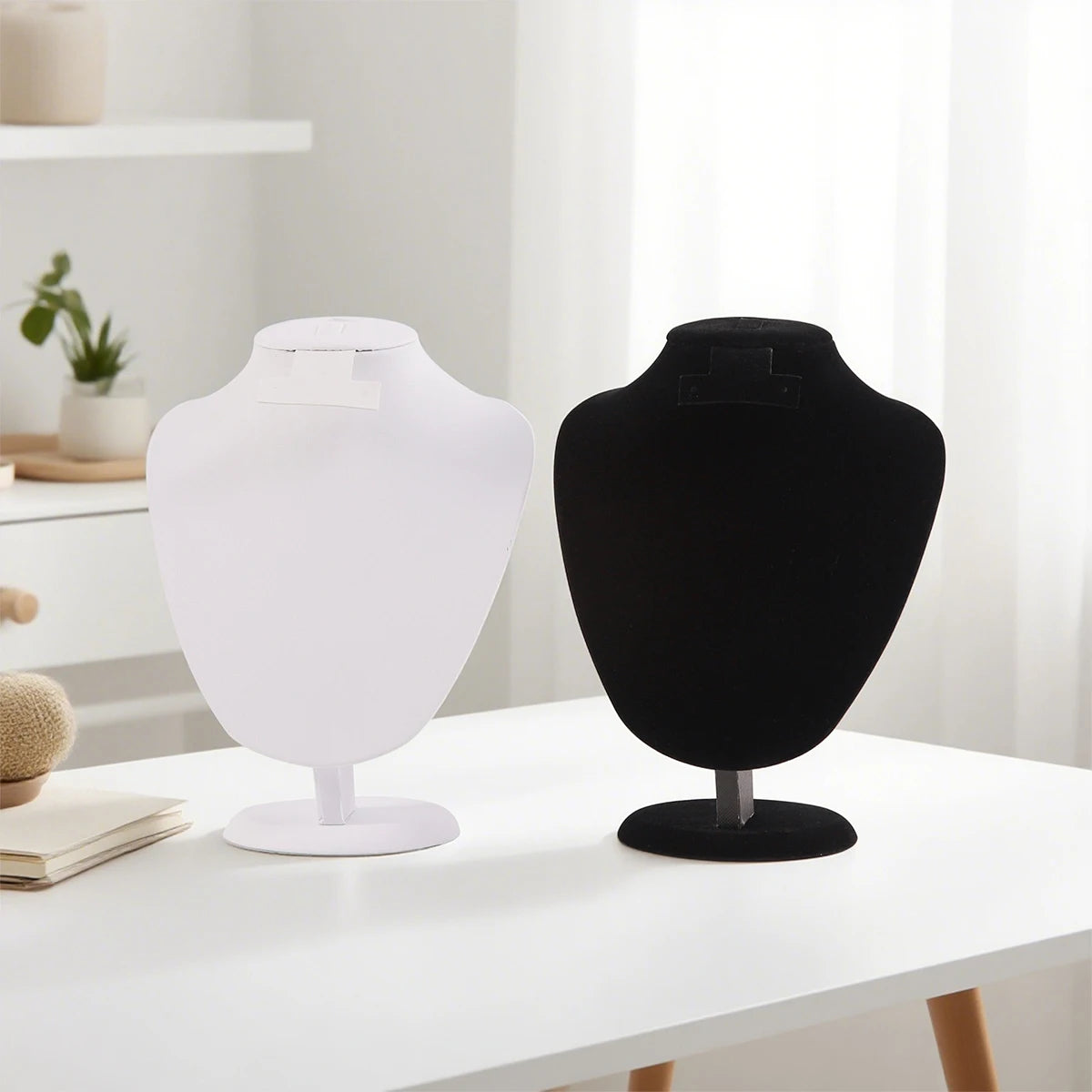 Buste Bijoux Cuir Présentation Vue 5