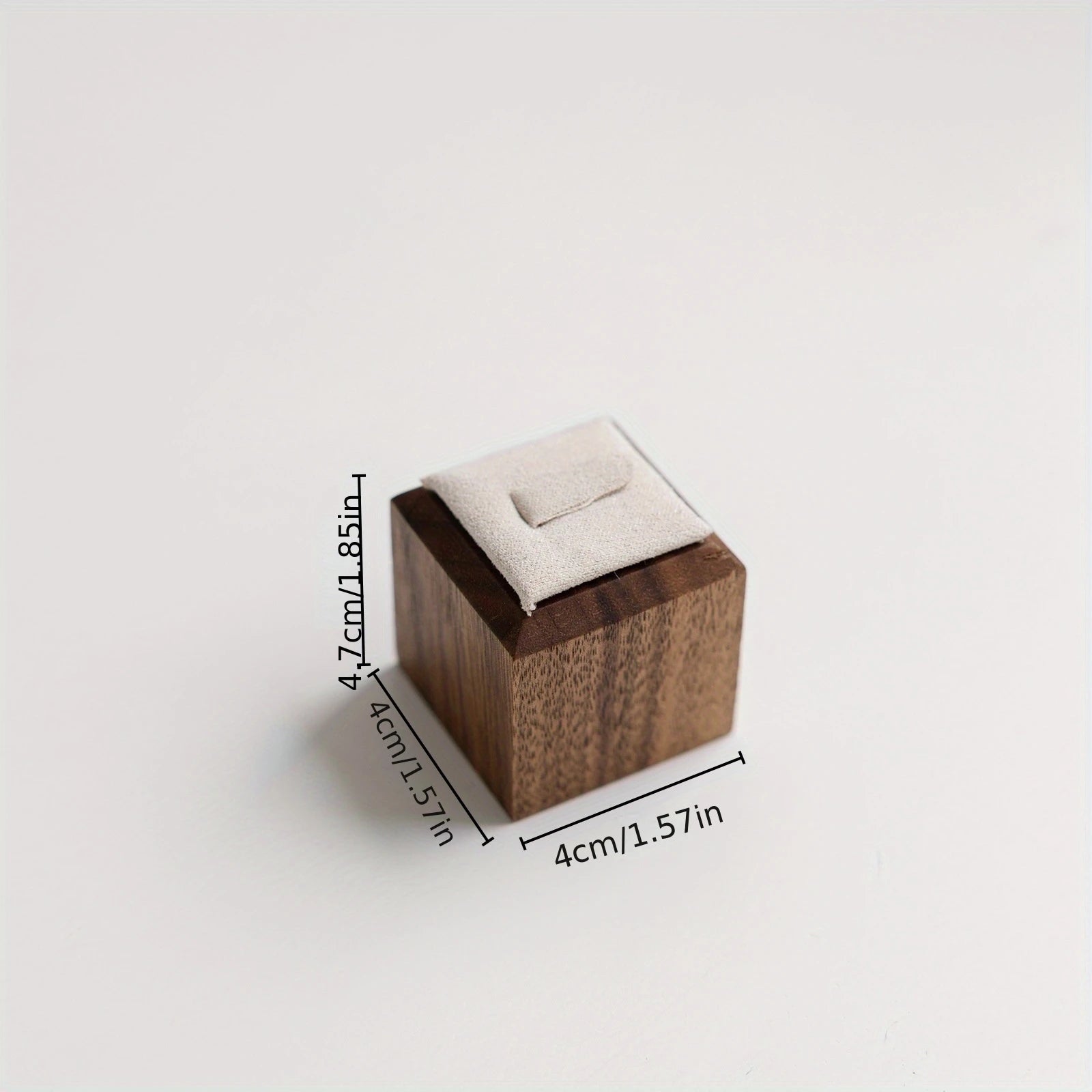 Support Bague Carre Noyer Comptoir Vitrine
