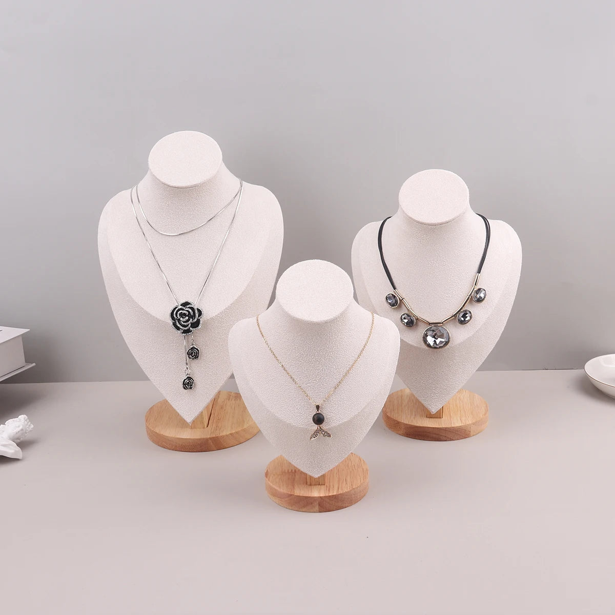 Buste Collier Large