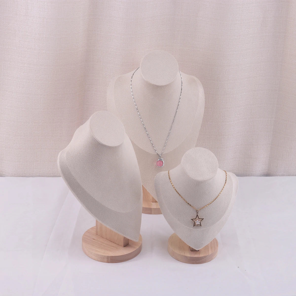 Grand Buste Collier